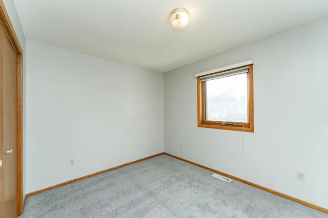 $229,000 | 209 Henry Street, Le Roy, MN 55951