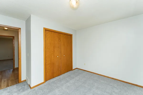 $203,000 | 209 Henry Street, Le Roy, MN 55951