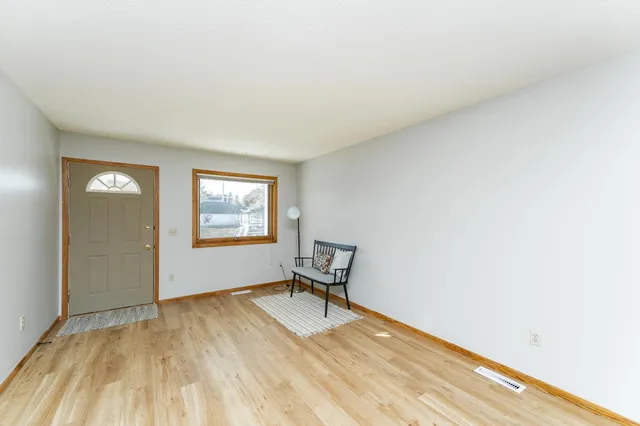 $229,000 | 209 Henry Street, Le Roy, MN 55951
