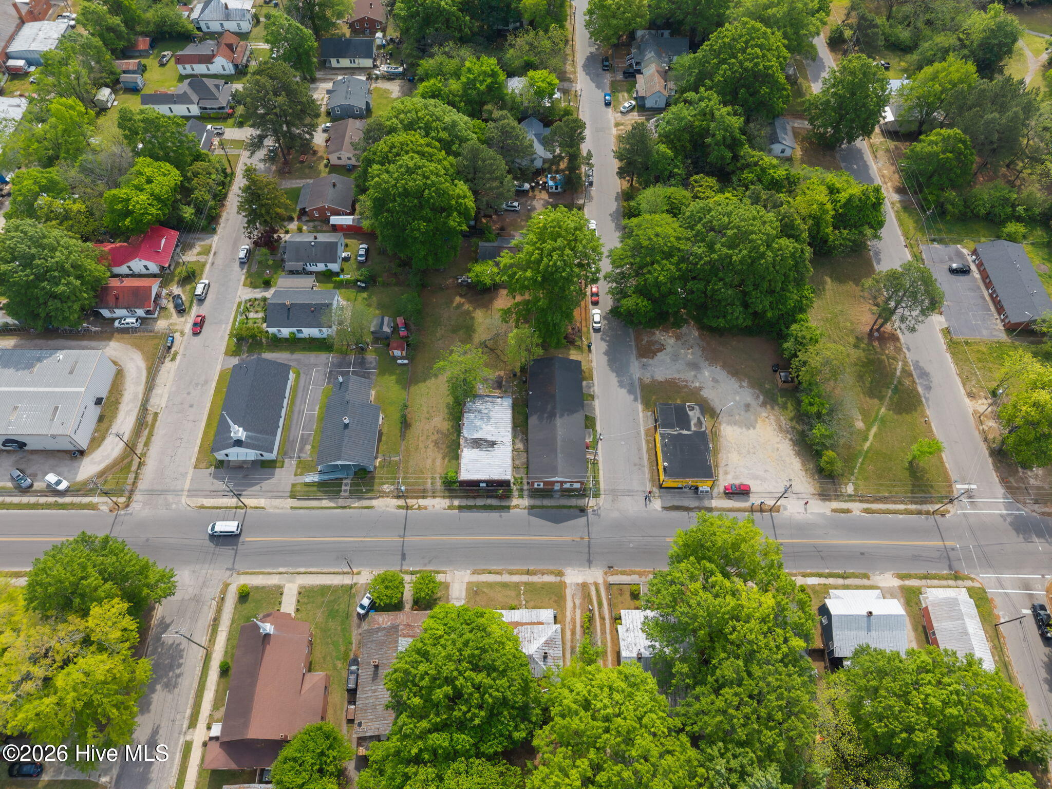 409 Pender Street East Wilson, NC 27893 - Photo 28 of 33 31-web-or-mls-DJI_20260413103511_0008_D