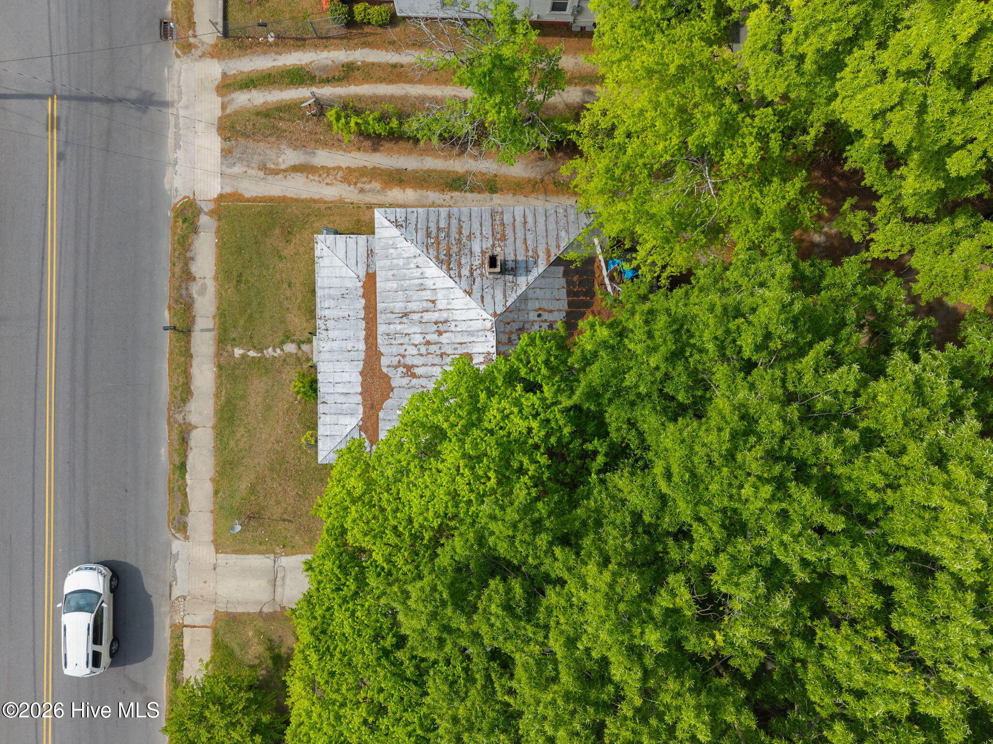 409 Pender Street East Wilson, NC 27893 - Photo 29 of 33 26-web-or-mls-DJI_20260413103327_0003_D