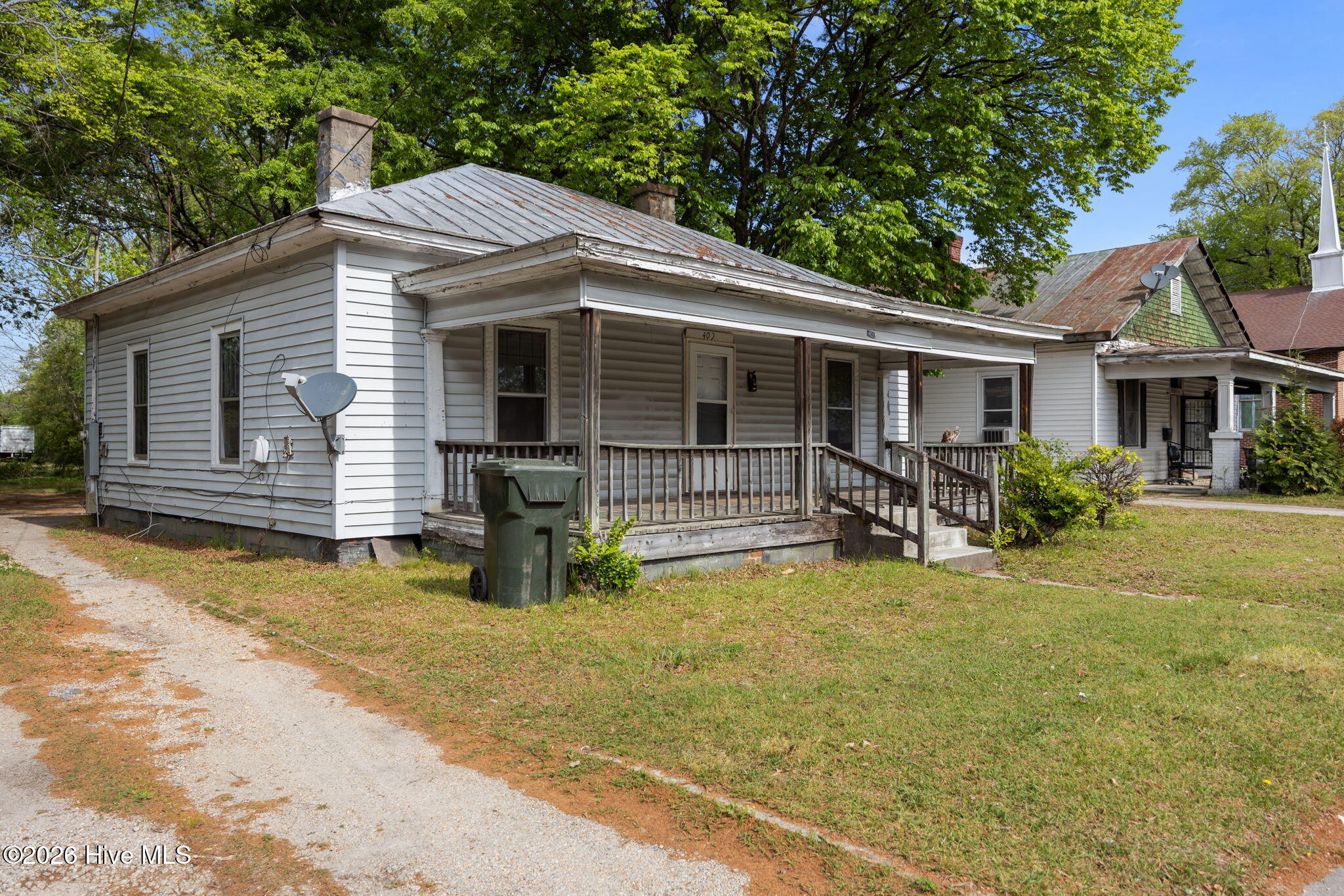 409 Pender Street East Wilson, NC 27893 - Photo 4 of 33 4-web-or-mls-BLS_0003 (1)
