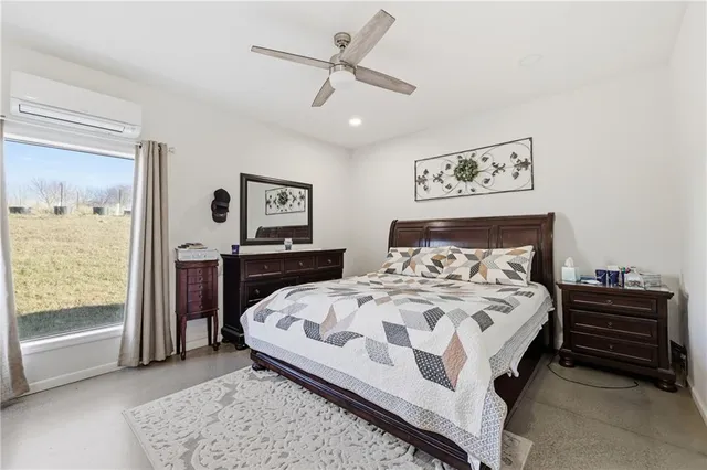 $925,000 | 16289 U Highway, Mayview, MO 64071