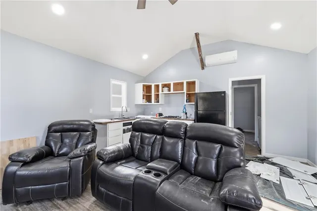 $925,000 | 16289 U Highway, Mayview, MO 64071