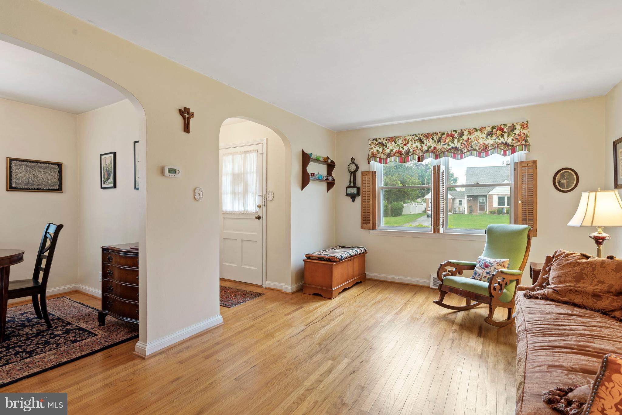 309 Lewis Road Broomall, PA 19008 - Photo 4 of 14