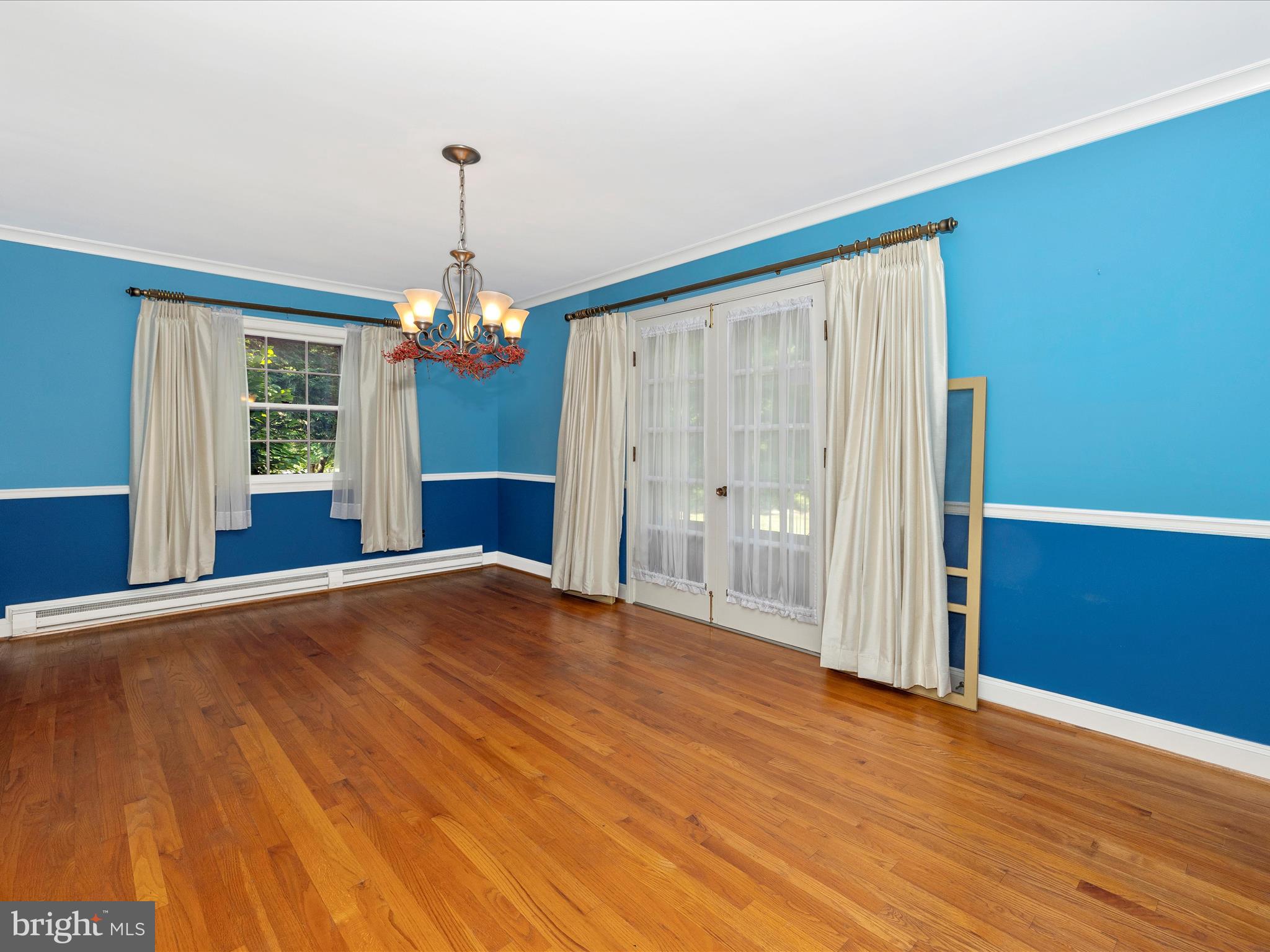 4189 Ten Oaks Road Dayton, MD 21036 - Photo 16 of 61 Dining Room