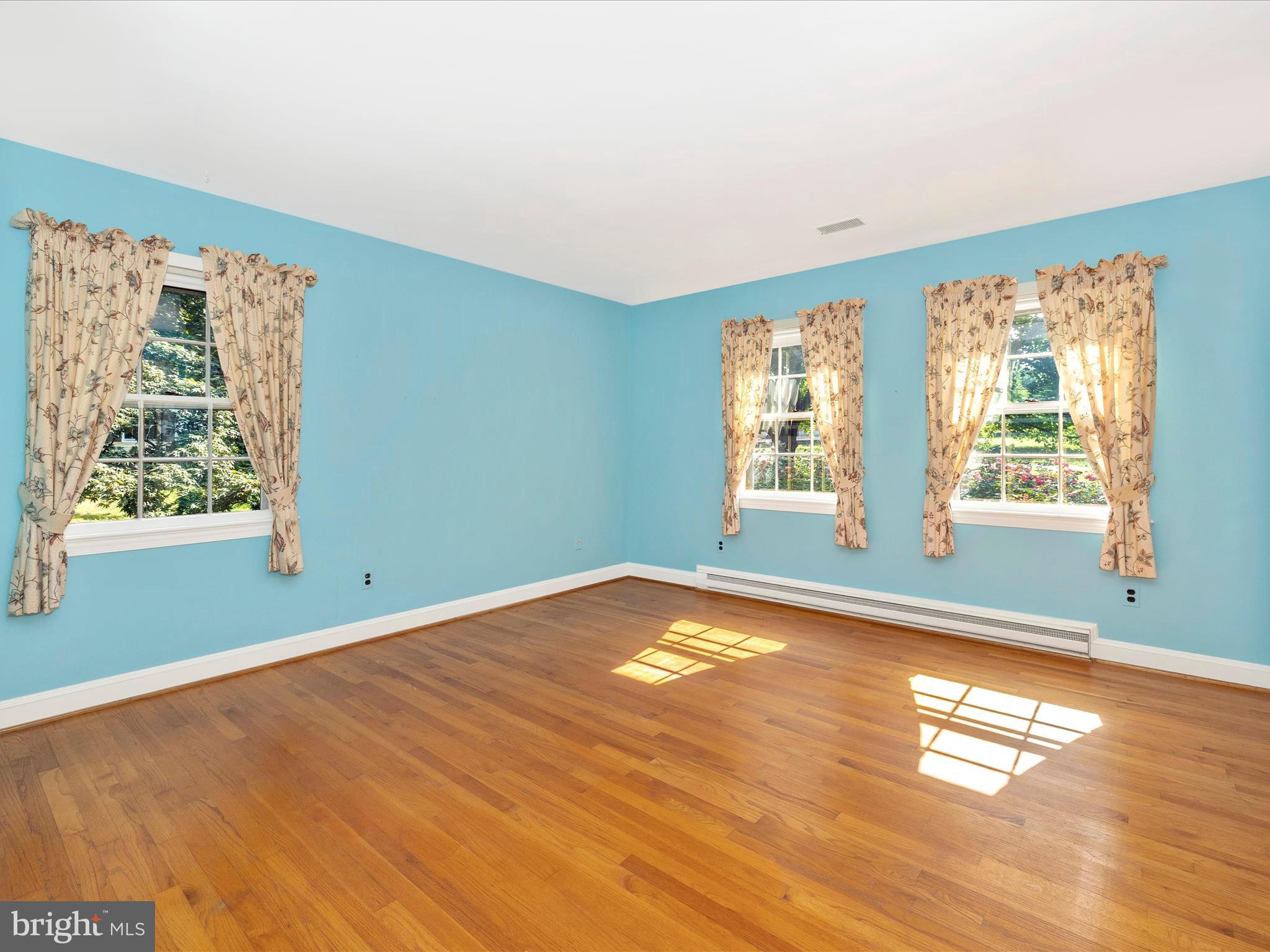 4189 Ten Oaks Road Dayton, MD 21036 - Photo 29 of 61 Bedroom