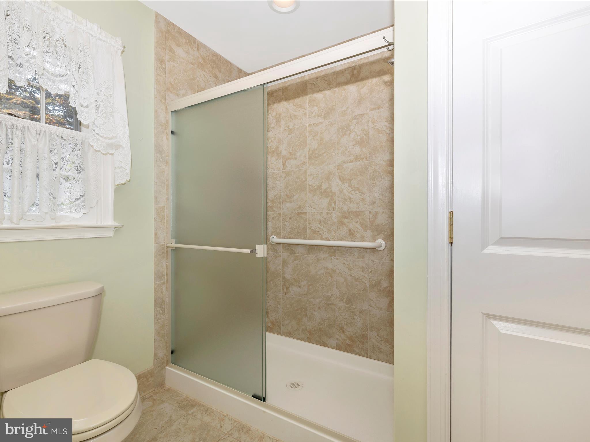 4189 Ten Oaks Road Dayton, MD 21036 - Photo 34 of 61 Bathroom