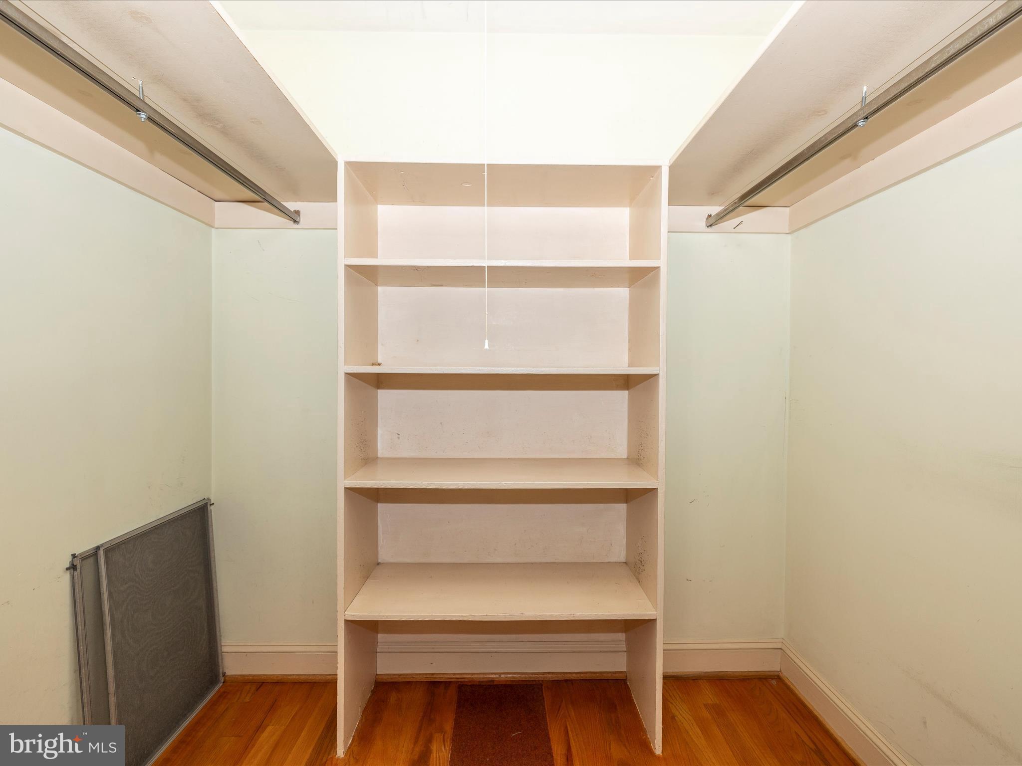 4189 Ten Oaks Road Dayton, MD 21036 - Photo 41 of 61 Closet