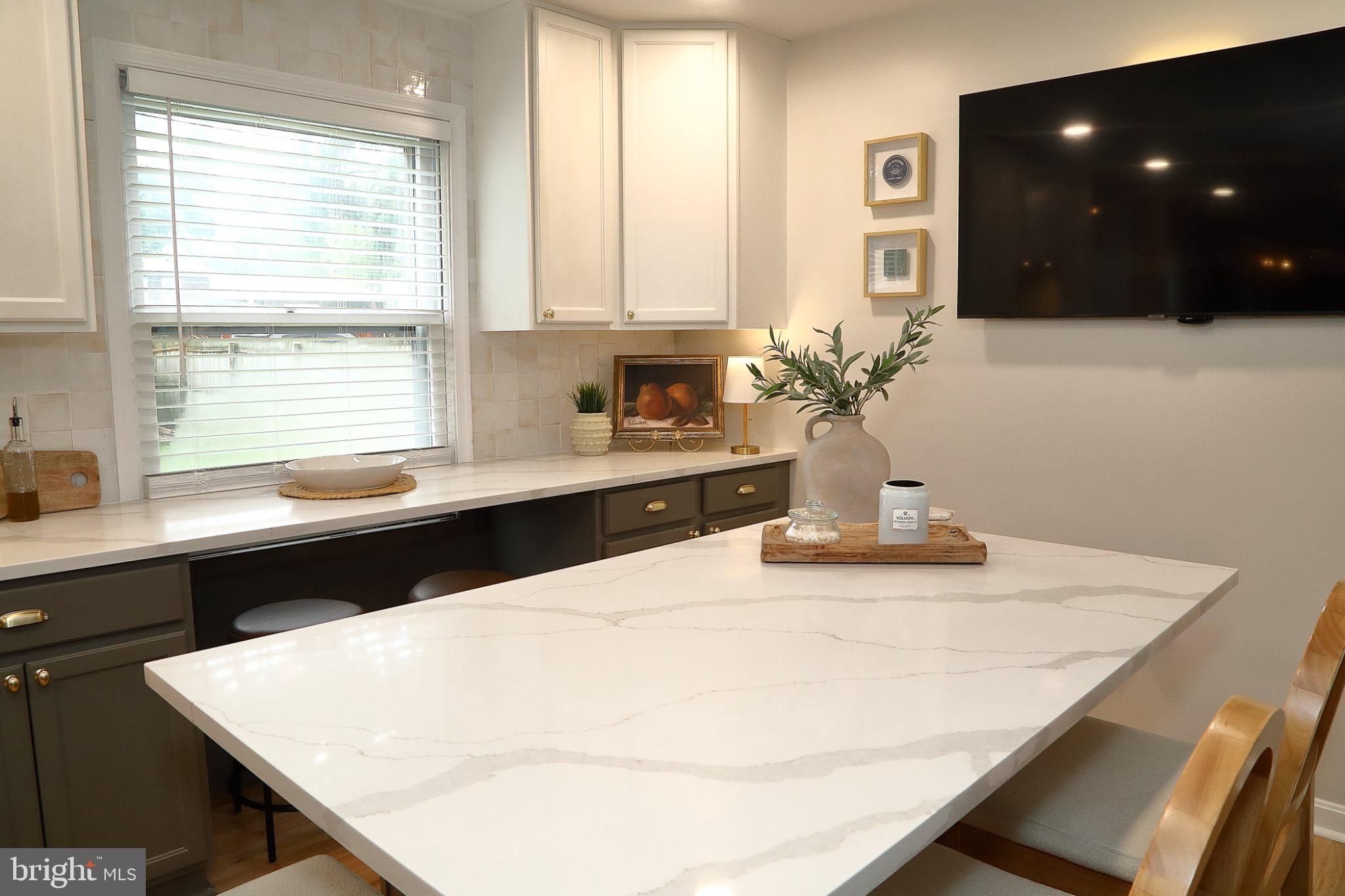 445 Haverhill Road Lancaster, PA 17601 - Photo 40 of 47 Modern kitchen with elegant finishes.
