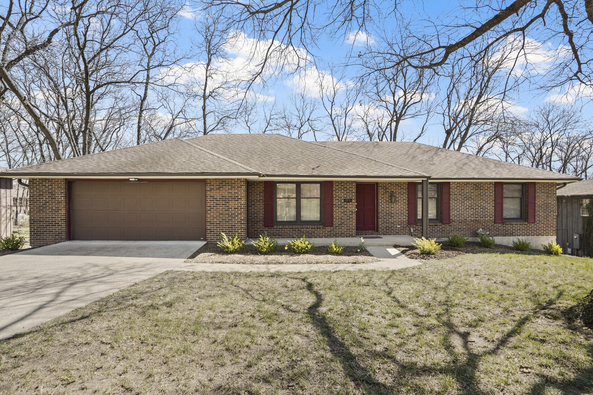 1214 South Fairview Road Columbia, MO 65203 - Photo 1 of 1 Exterior