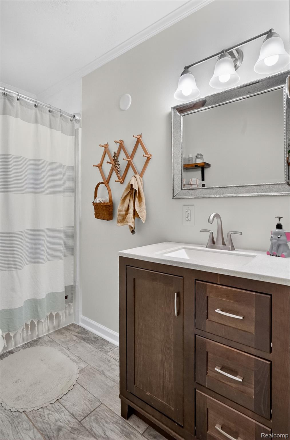 5045 Culver Road Brighton, MI 48114 - Photo 15 of 27 DSC06227.jpg
