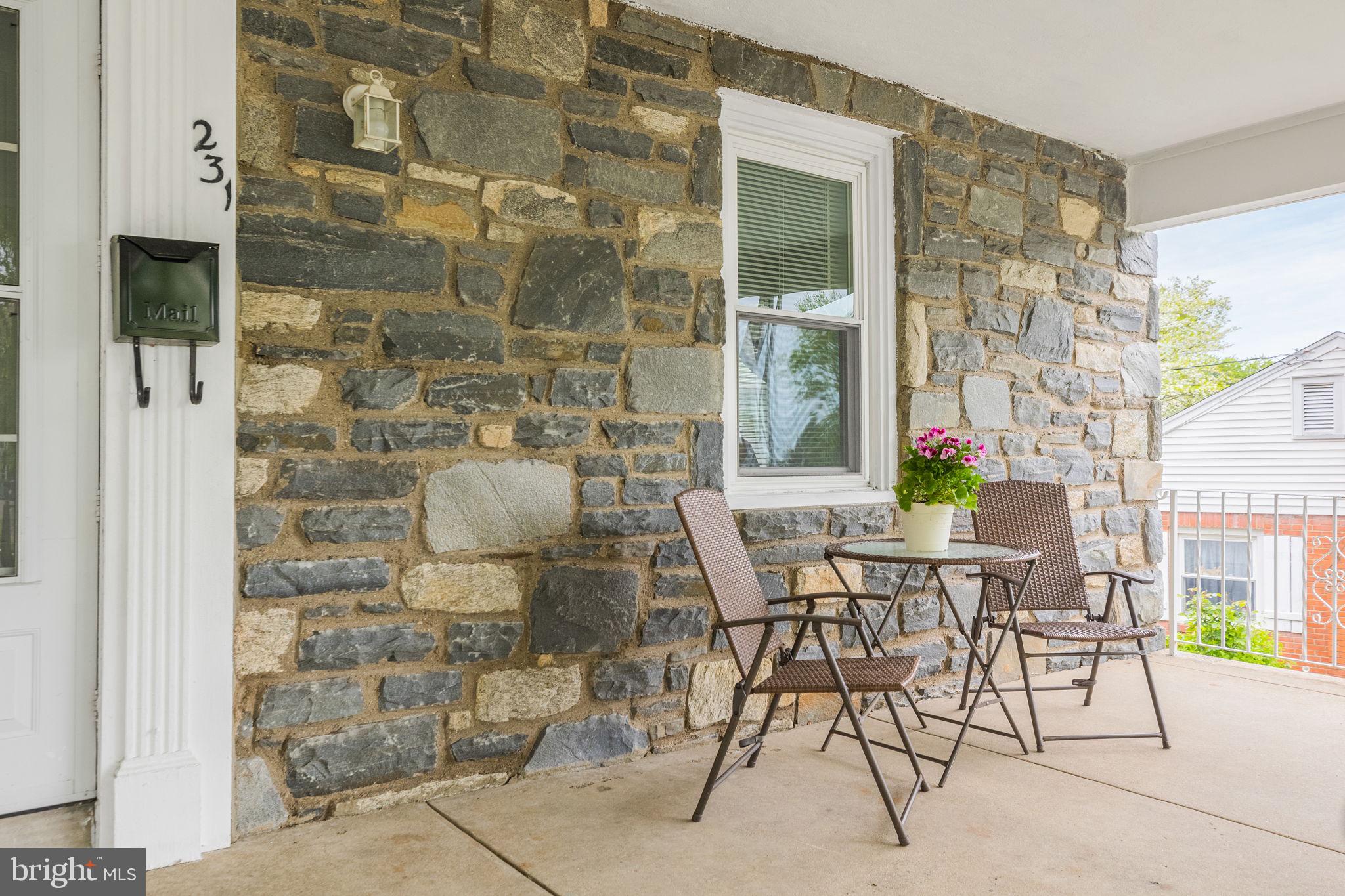 231 Hawthorne Road Morton, PA 19070 - Photo 4 of 30 Front porch