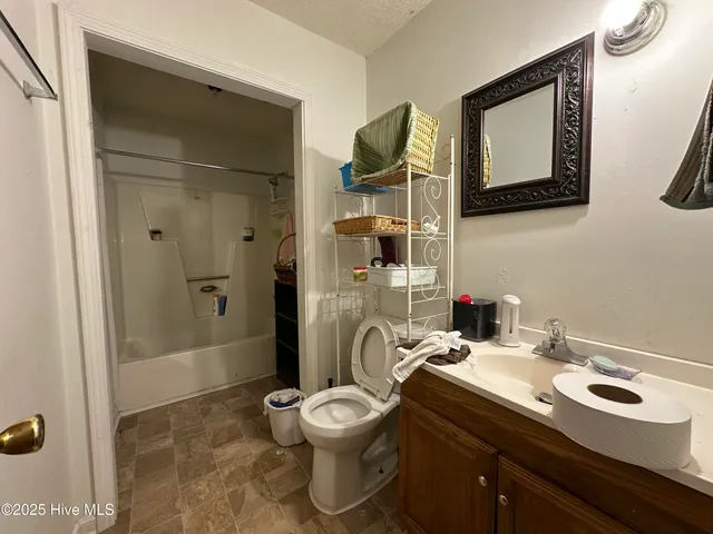 $77,000 | 4396 West Hines Street, Farmville, NC 27828