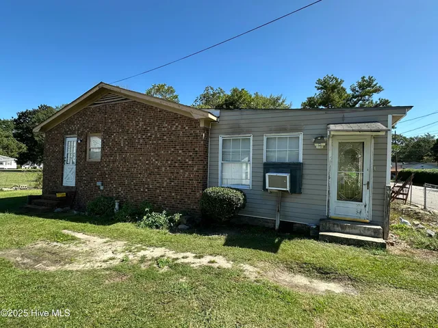 $77,000 | 4396 West Hines Street, Farmville, NC 27828