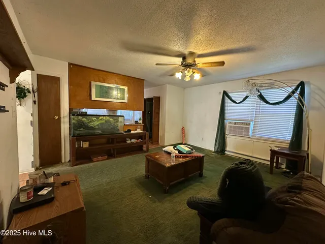 $77,000 | 4396 West Hines Street, Farmville, NC 27828