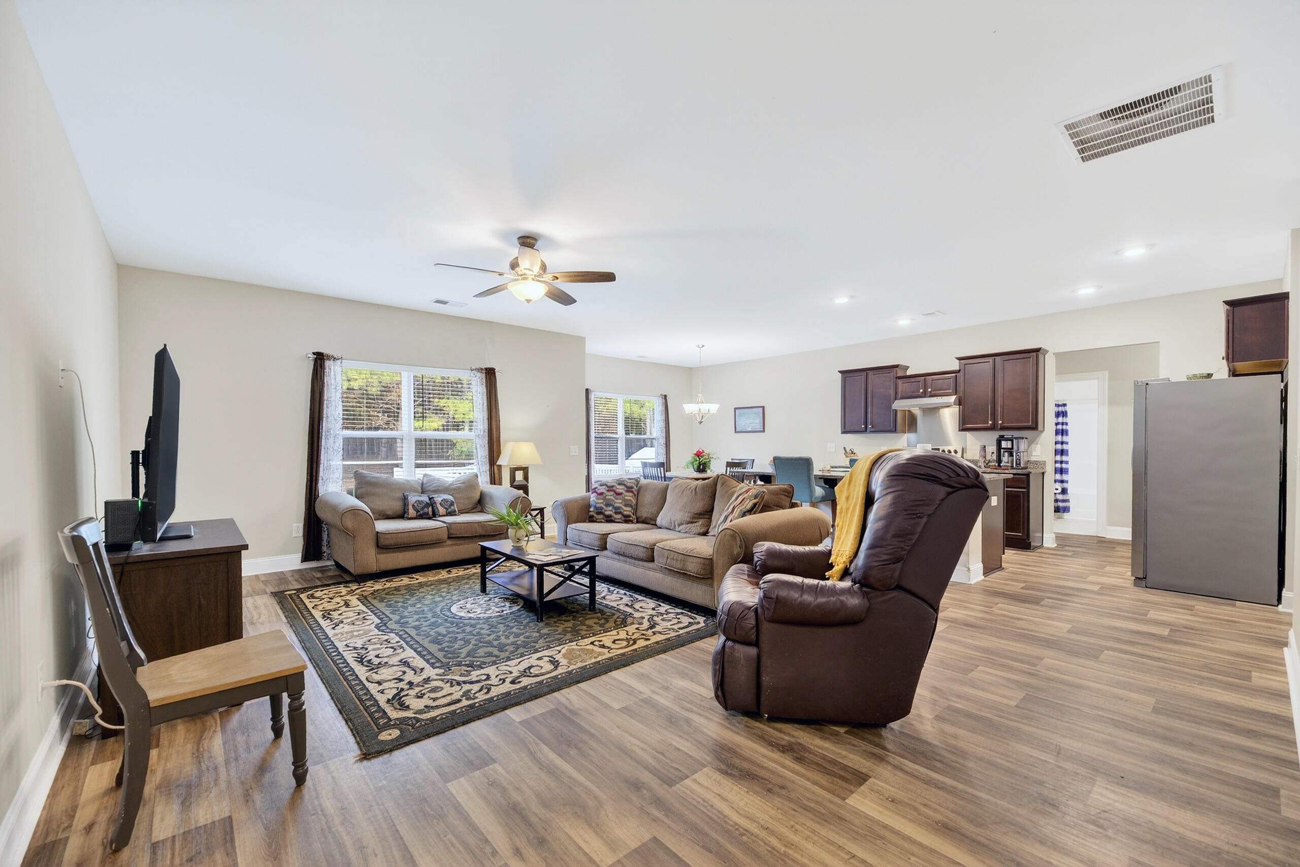 6797 M W Rickenbaker Road Summerton, SC 29148 - Photo 14 of 51 Gallery Image 14