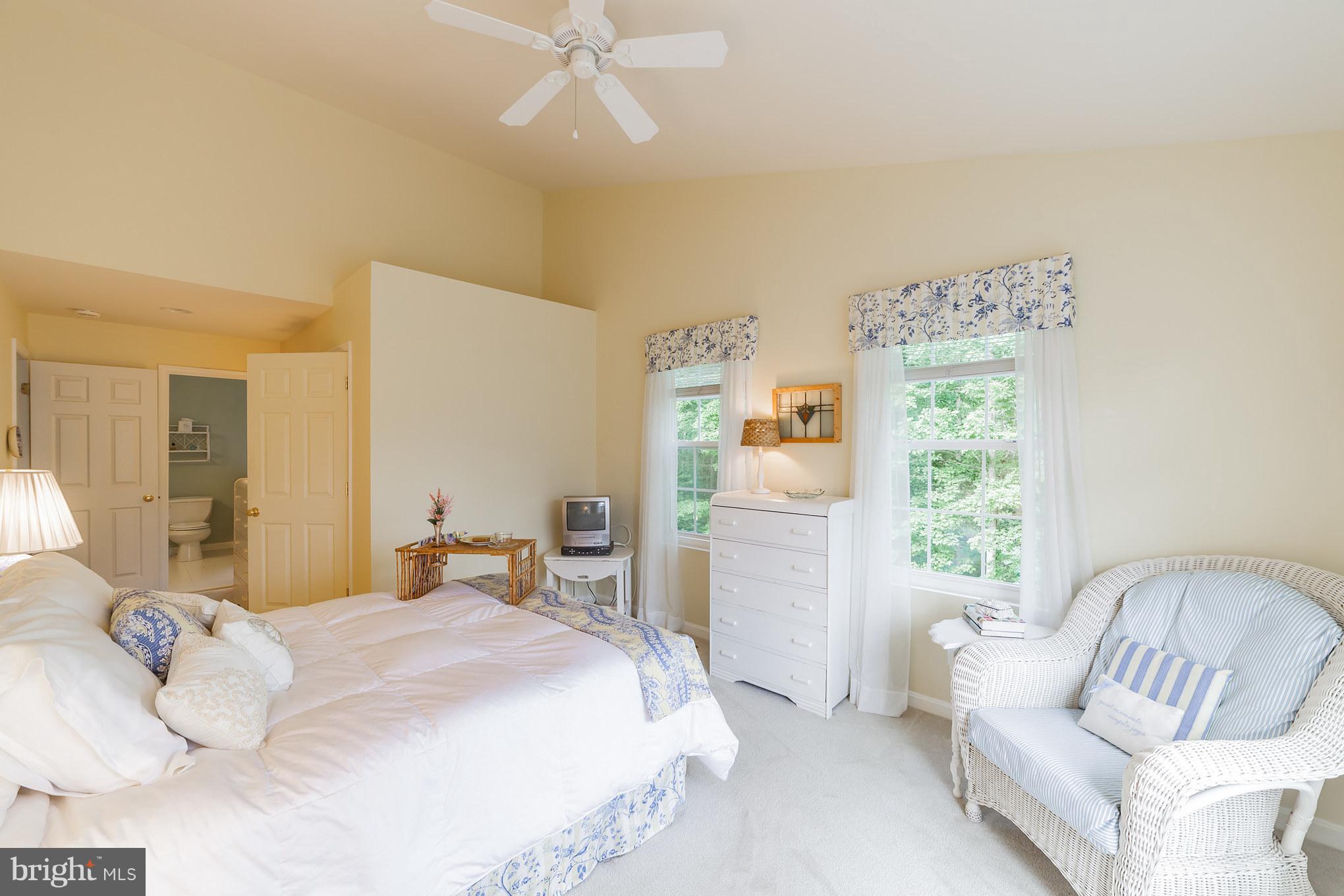 1703 Bay Road Shady Side, MD 20764 - Photo 14 of 27 Vaulted ceiling enhances restful space