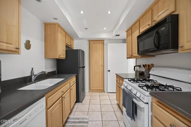 $729,000 | 202 North Carillo Road, Unit E, Ojai, CA 93023