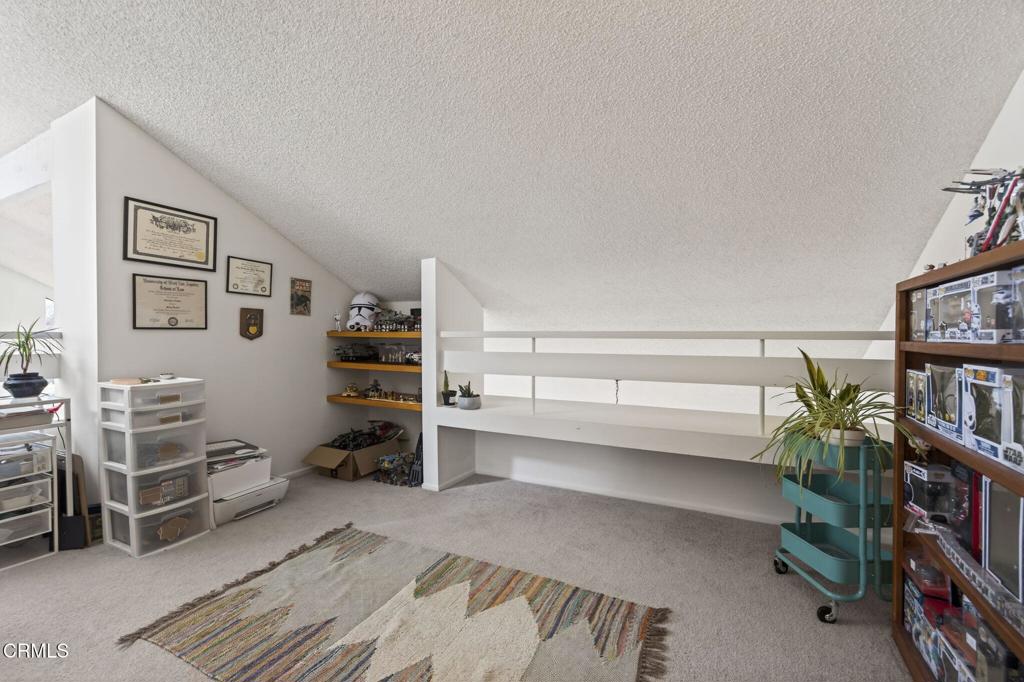 202 North Carillo Road, Unit E Ojai, CA 93023 - Photo 25 of 39