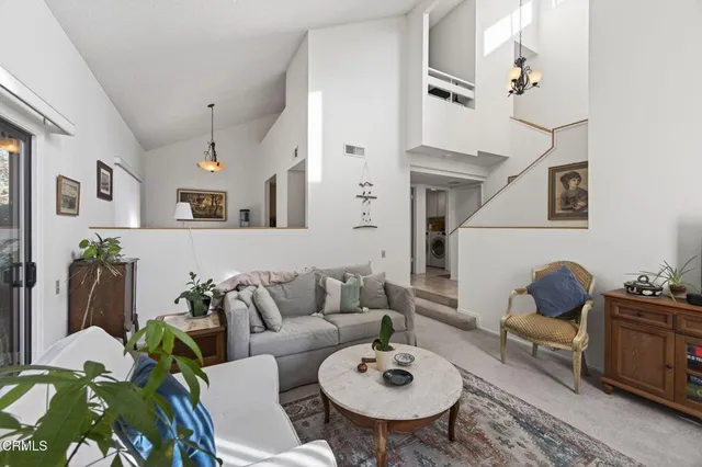 $729,000 | 202 North Carillo Road, Unit E, Ojai, CA 93023