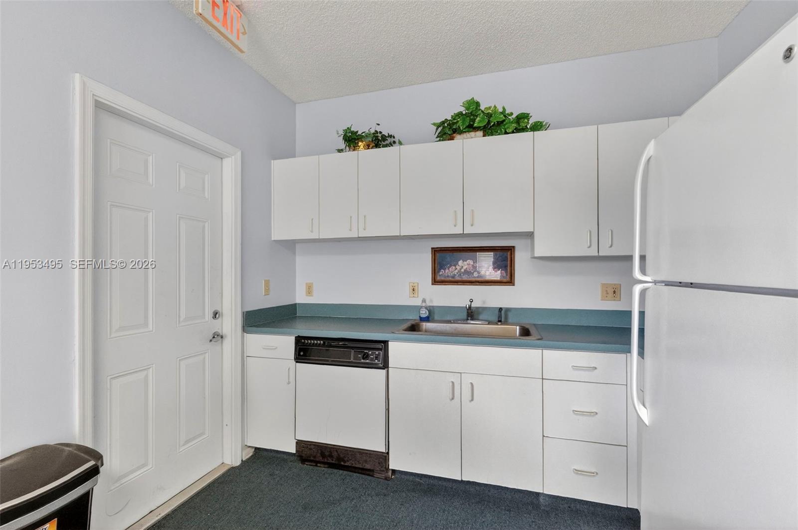 6744 North Pine Island Road Tamarac, FL 33321 - Photo 34 of 41