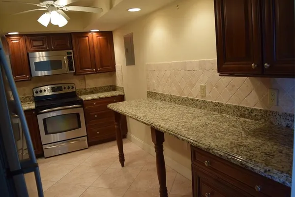 $8,500 | 3546 South Ocean Boulevard, Unit 721, South Palm Beach, FL 33480