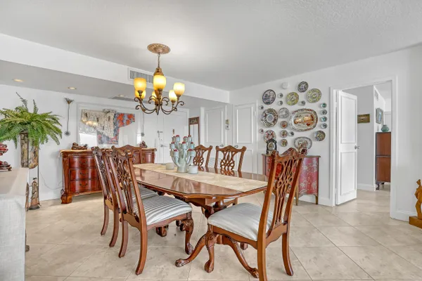 $8,500 | 3546 South Ocean Boulevard, Unit 721, South Palm Beach, FL 33480
