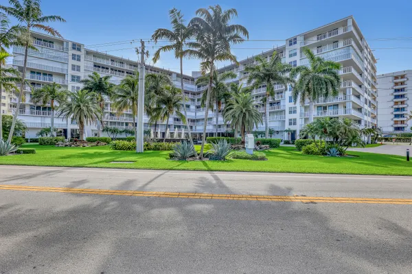 $8,500 | 3546 South Ocean Boulevard, Unit 721, South Palm Beach, FL 33480