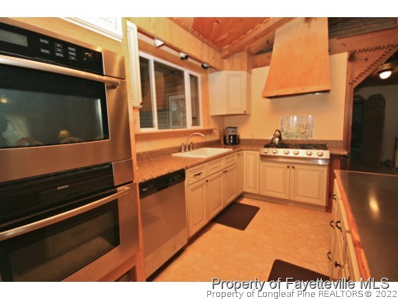 1750 County Line Road Cameron, NC 28326 - Photo 8 of 25 Gallery Image 8