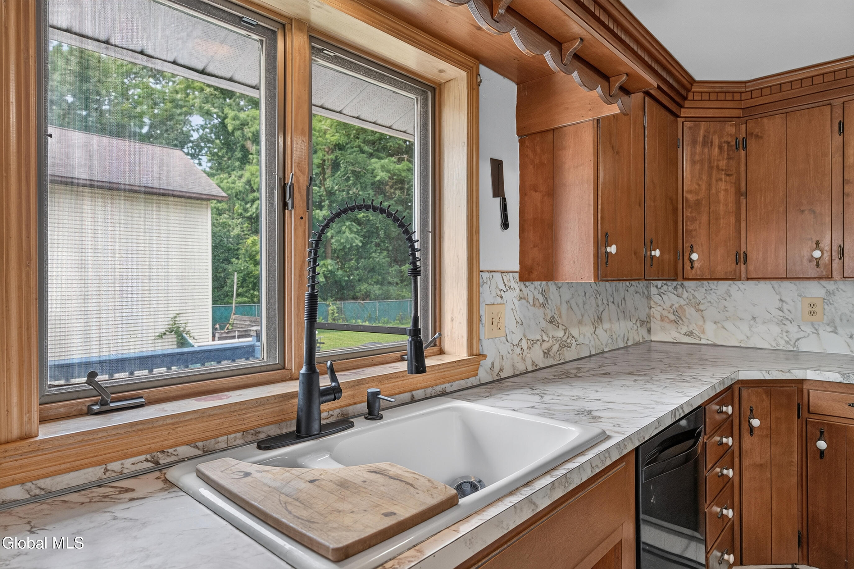 16 Golf Road Schenectady, NY 12304 - Photo 14 of 68 040-16-Golf-Road-Schenectady-NY-12304