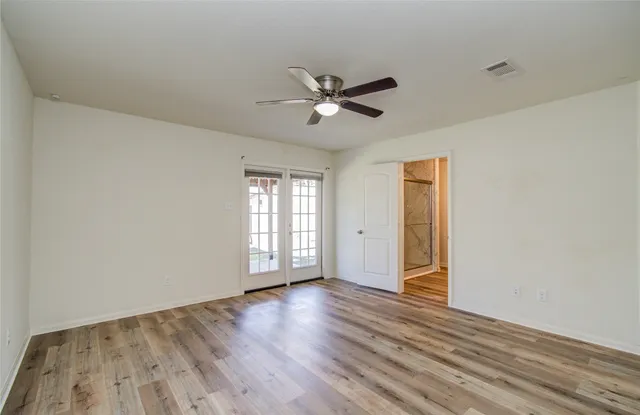 $2,200 | 1315 Diamond Drape Drive, Rosharon, TX 77583