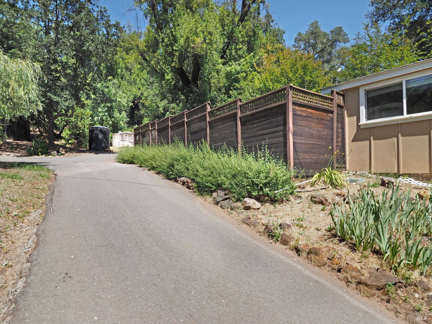 22549 River Road Geyserville, CA 95441 - Photo 62 of 63 Shared Driveway