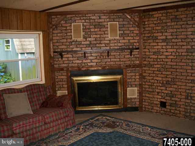 355 Newcomer Road Windsor, PA 17366 - Photo 2 of 19