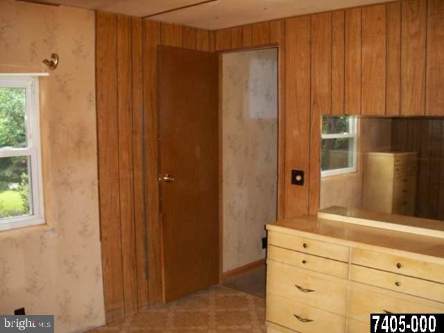 355 Newcomer Road Windsor, PA 17366 - Photo 7 of 19