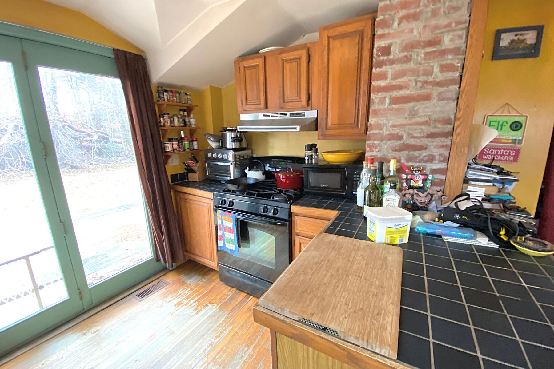 195 Dunns Pond Road Hyannis, MA 02601 - Photo 3 of 13 3