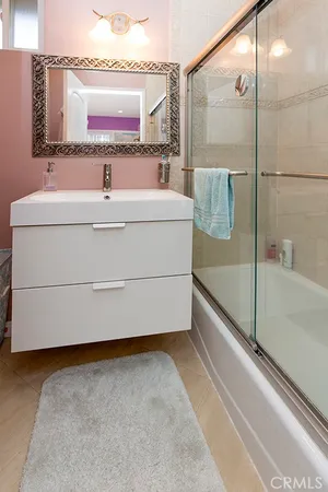 $4,650 | 3238 Montrose La, La Crescenta, CA 91214
