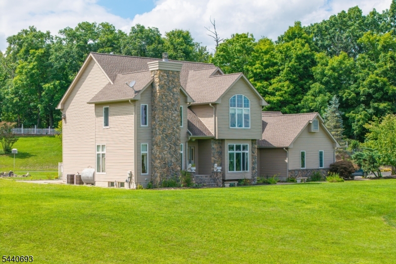 130 Pond School Road Wantage, NJ 07461 - Photo 9 of 50 Gallery Image 9