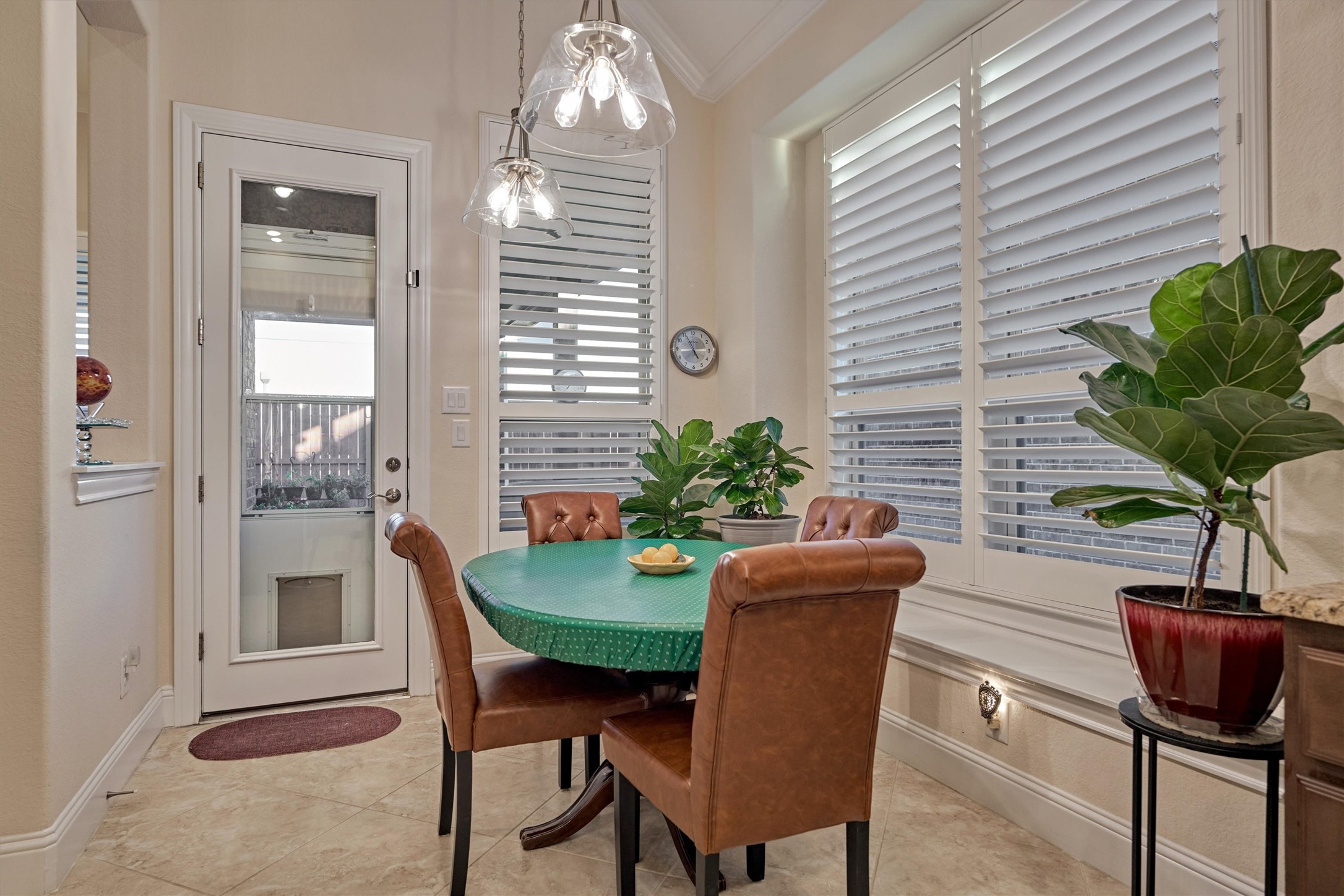 8827 Leaning Hollow Lane Spring, TX 77379 - Photo 27 of 49 Cute seating ledge and pet door.