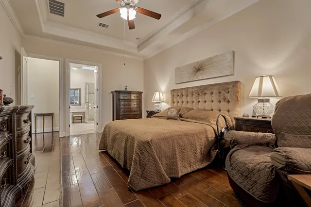 $485,000 | 8827 Leaning Hollow Lane, Spring, TX 77379