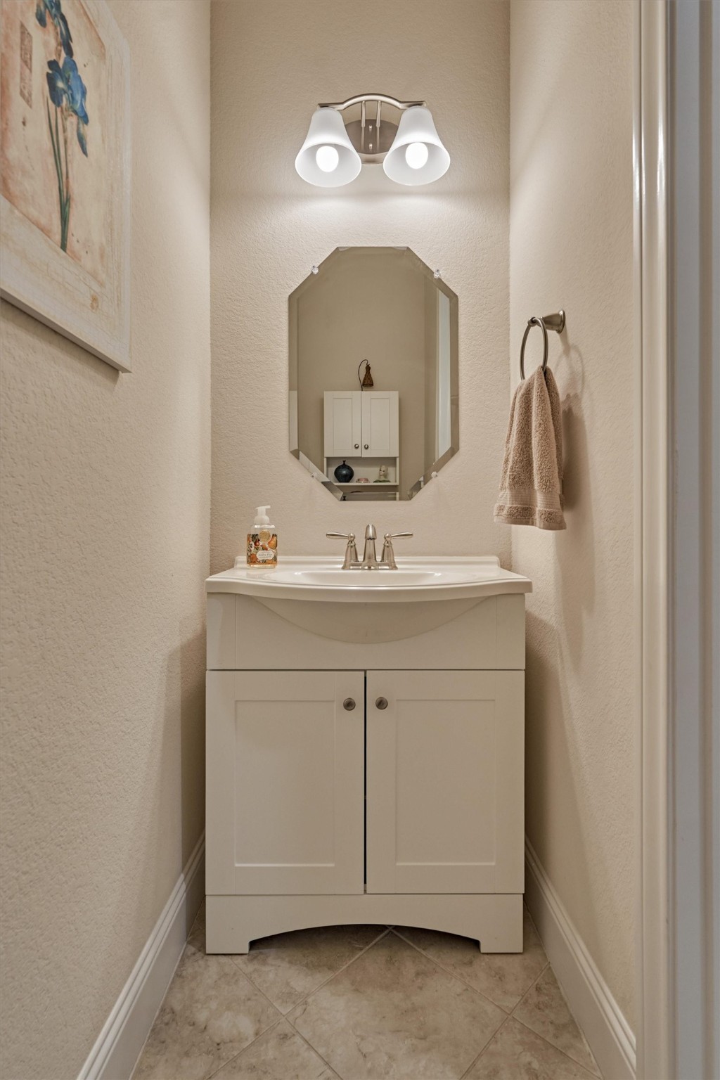 8827 Leaning Hollow Lane Spring, TX 77379 - Photo 38 of 49 Half bath located near the laundry room,