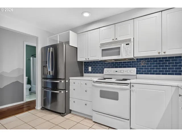 $520,000 | 17285 Southwest Hart Way, Beaverton, OR 97007