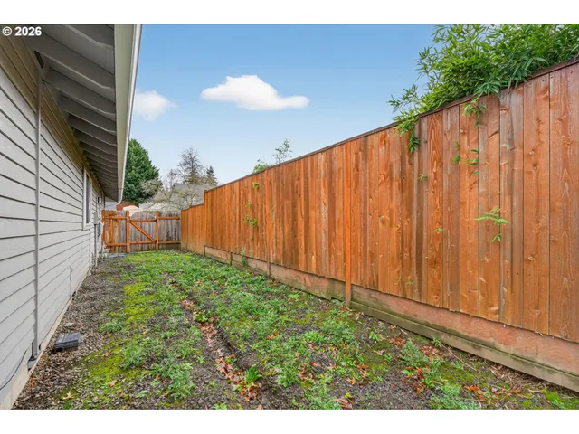 $520,000 | 17285 Southwest Hart Way, Beaverton, OR 97007