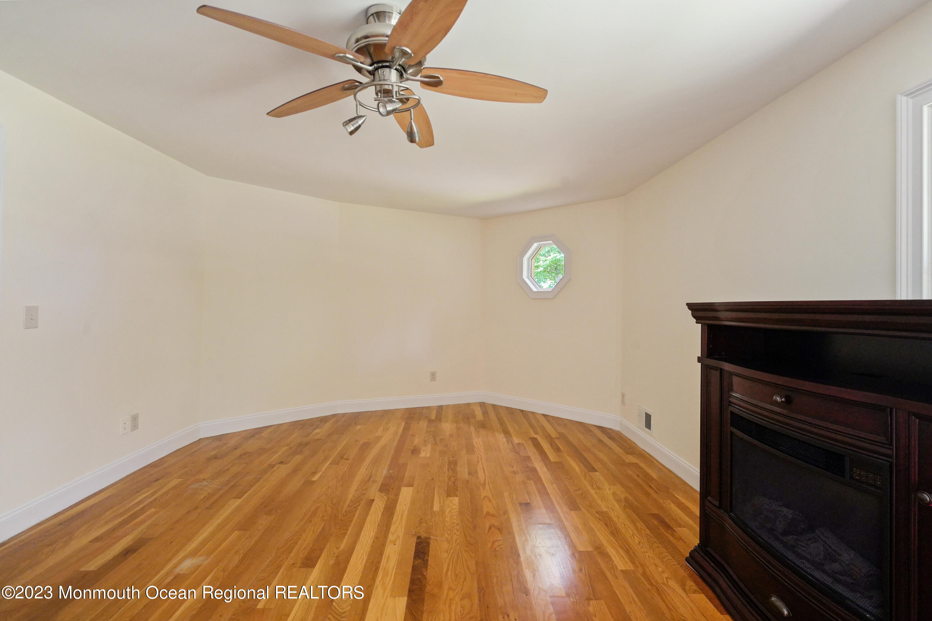 95 Daum Road Manalapan, NJ 07726 - Photo 34 of 48 Primary Bedroom
