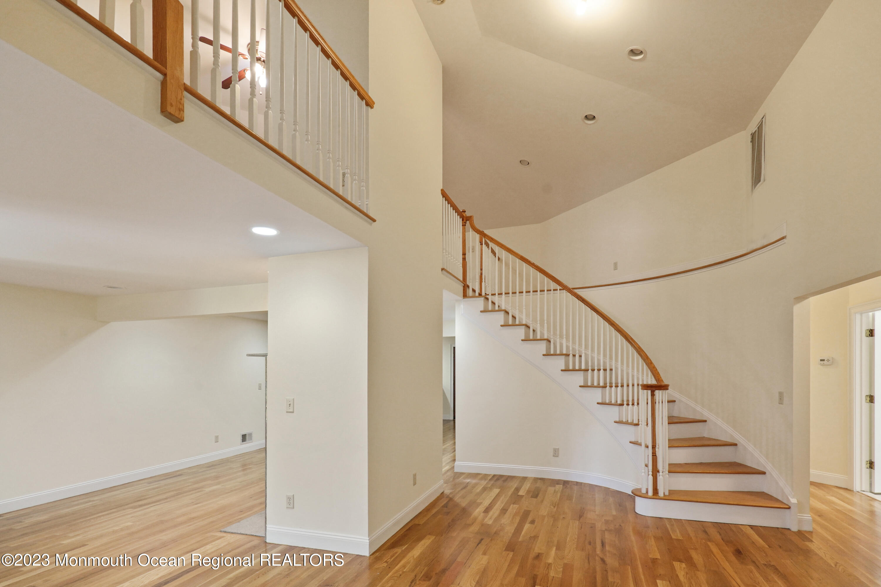 95 Daum Road Manalapan, NJ 07726 - Photo 9 of 48 Stair to Loft