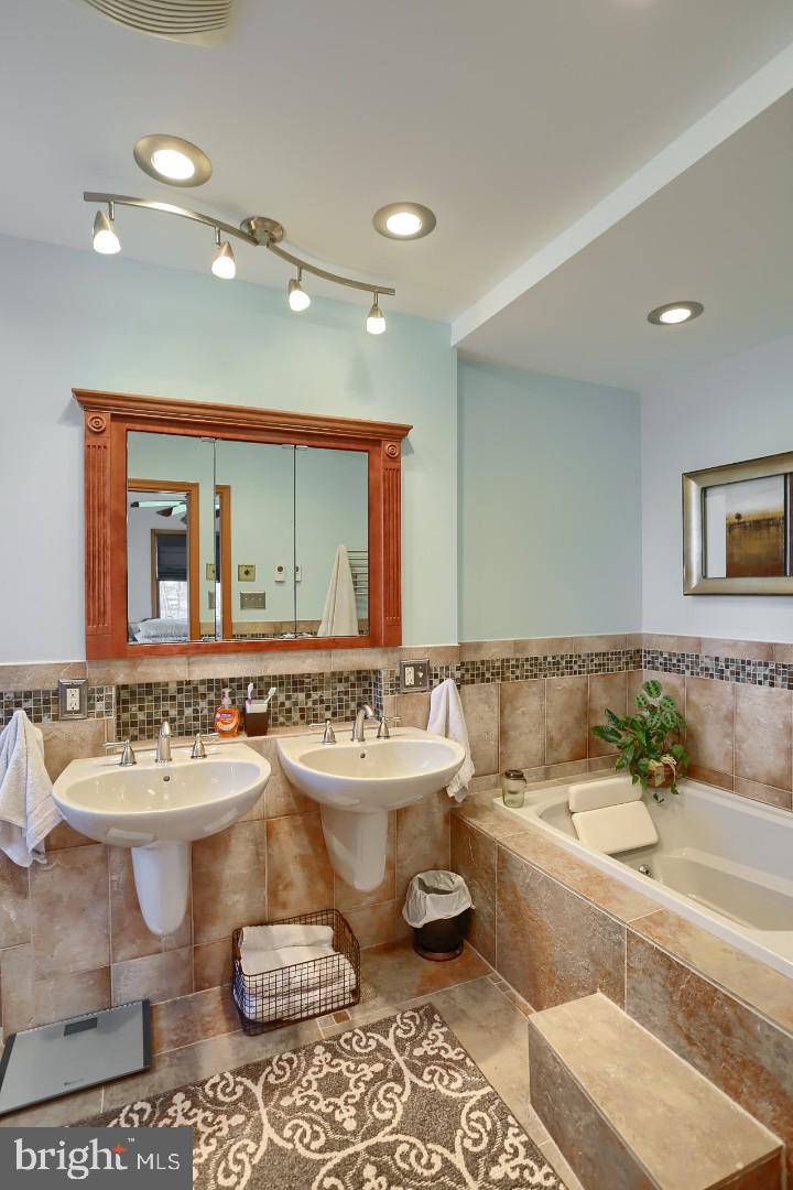 188 Club Road Oley, PA 19547 - Photo 27 of 38 Gallery Image 27