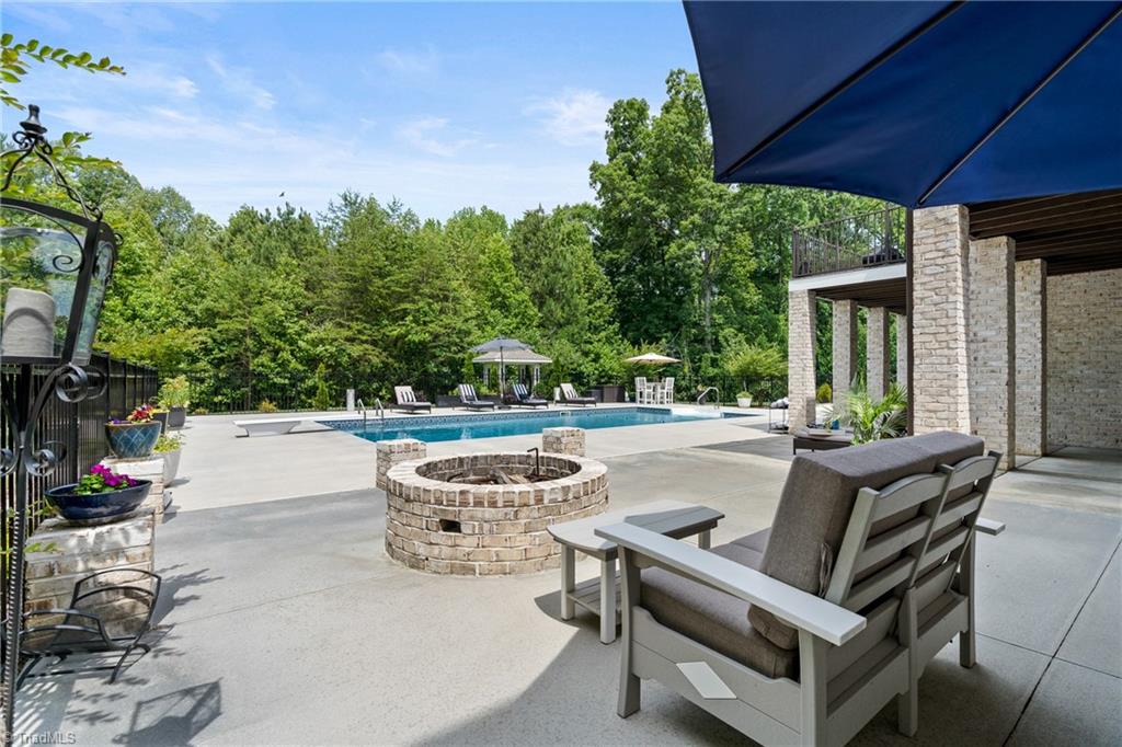 6323 Nesting Way Oak Ridge, NC 27310 - Photo 46 of 50