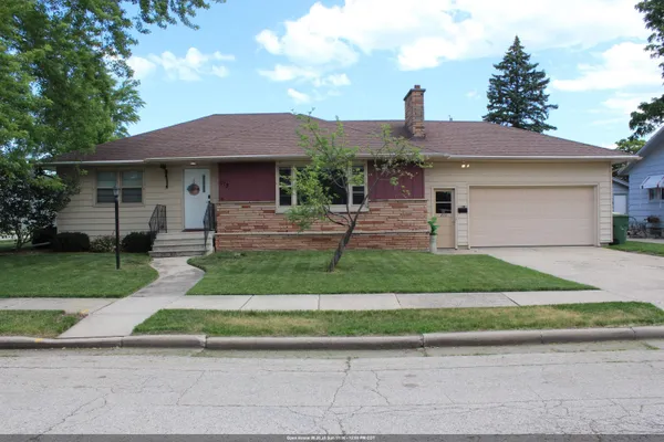 $285,000 | 273 East Mc Williams Street, Fond du Lac, WI 54935