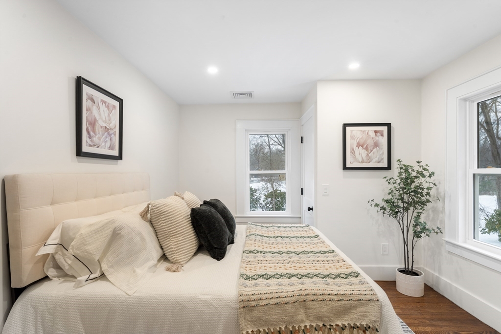 204 Lincoln Street Franklin, MA 02038 - Photo 24 of 31