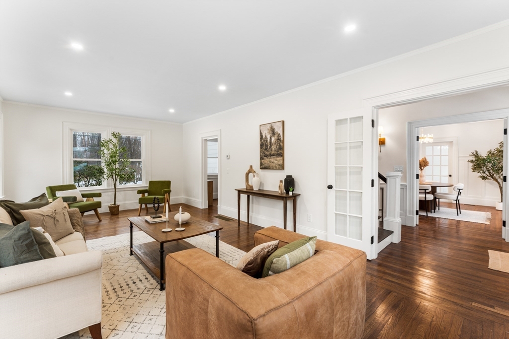 204 Lincoln Street Franklin, MA 02038 - Photo 8 of 31